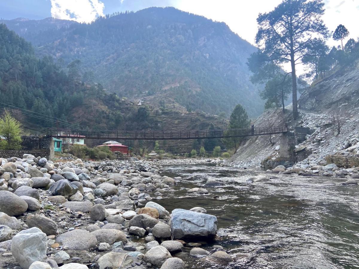 Shivadya Tirthan - Tirthan Valley Banjār المظهر الخارجي الصورة