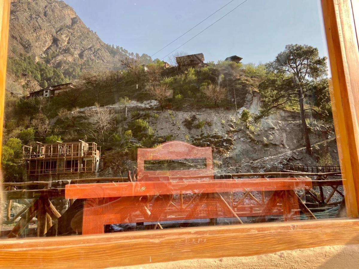 Shivadya Tirthan - Tirthan Valley Banjār المظهر الخارجي الصورة